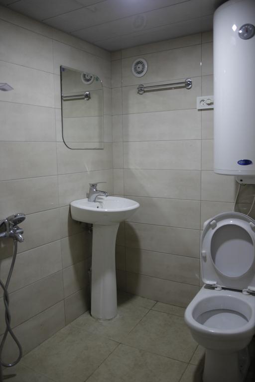 Guest House Chuta In Lagami Местия Экстерьер фото