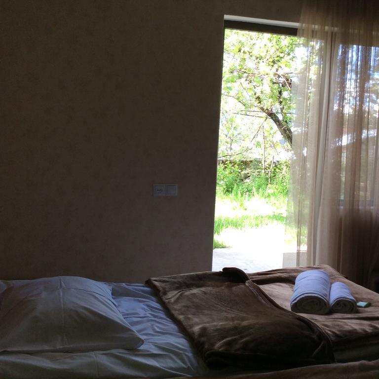 Guest House Chuta In Lagami Местия Экстерьер фото