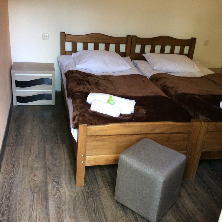 Guest House Chuta In Lagami Местия Экстерьер фото