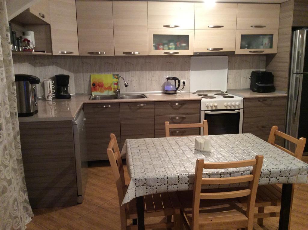 Guest House Chuta In Lagami Местия Экстерьер фото
